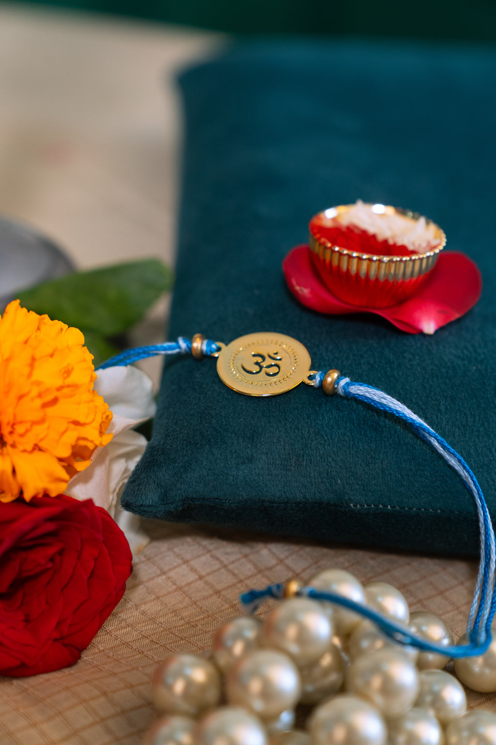 Om Rakhi Round | Gold Finish Rakhi
